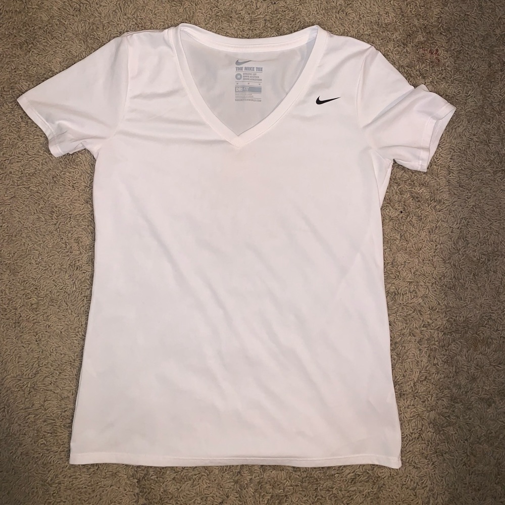 Nike tshirt